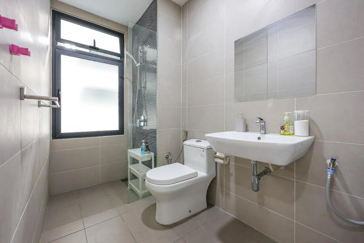 Apartment Continew Trx Corner With Dual Balconies & 2 Bedrooms Kuala Lumpur