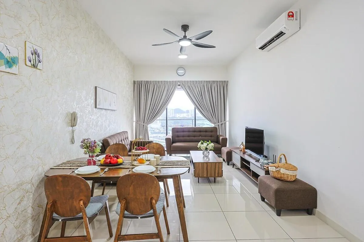 Continew Trx Corner With Dual Balconies & 2 Bedrooms Kuala Lumpur Apartment