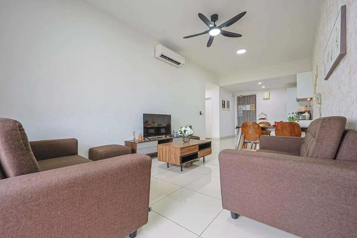Continew Trx Corner With Dual Balconies & 2 Bedrooms Kuala Lumpur 0*,