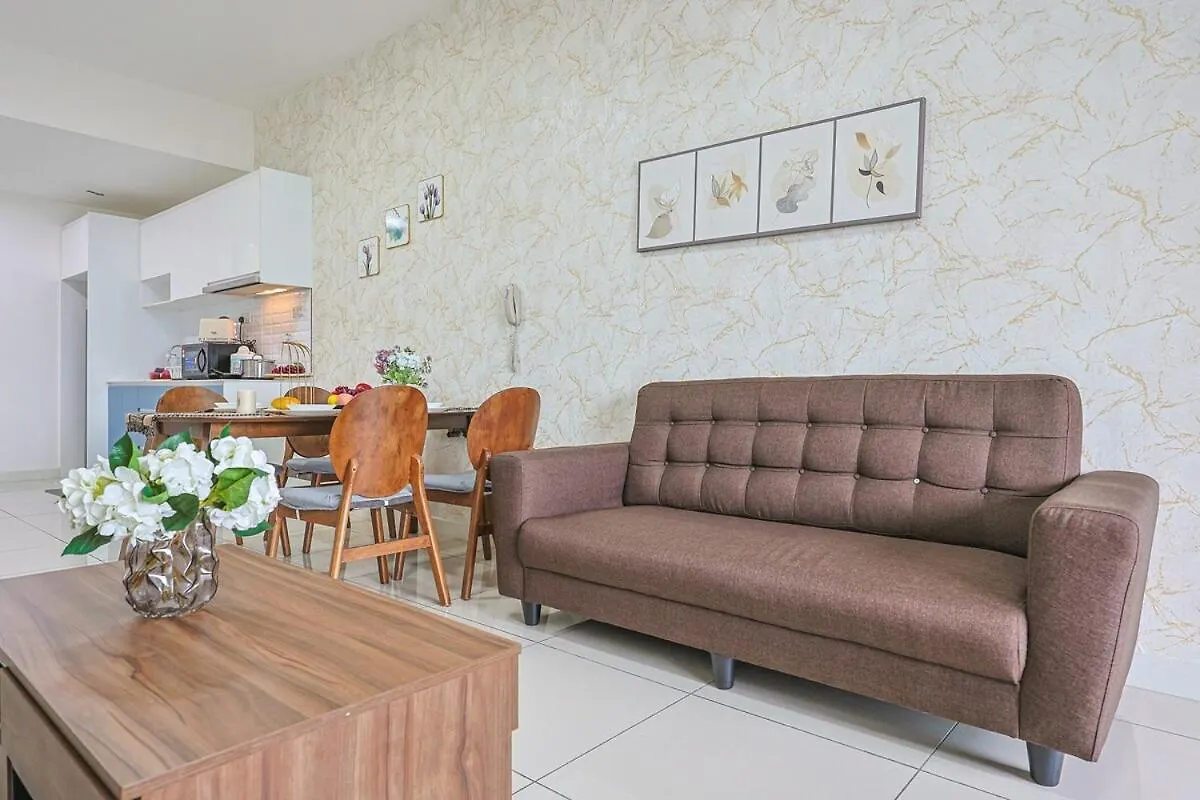 Continew Trx Corner With Dual Balconies & 2 Bedrooms Kuala Lumpur Apartment