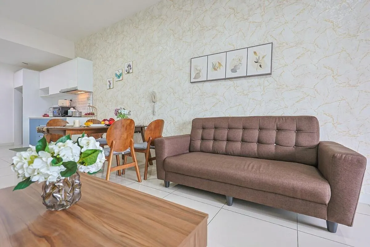 Continew Trx Corner With Dual Balconies & 2 Bedrooms Kuala Lumpur Apartment