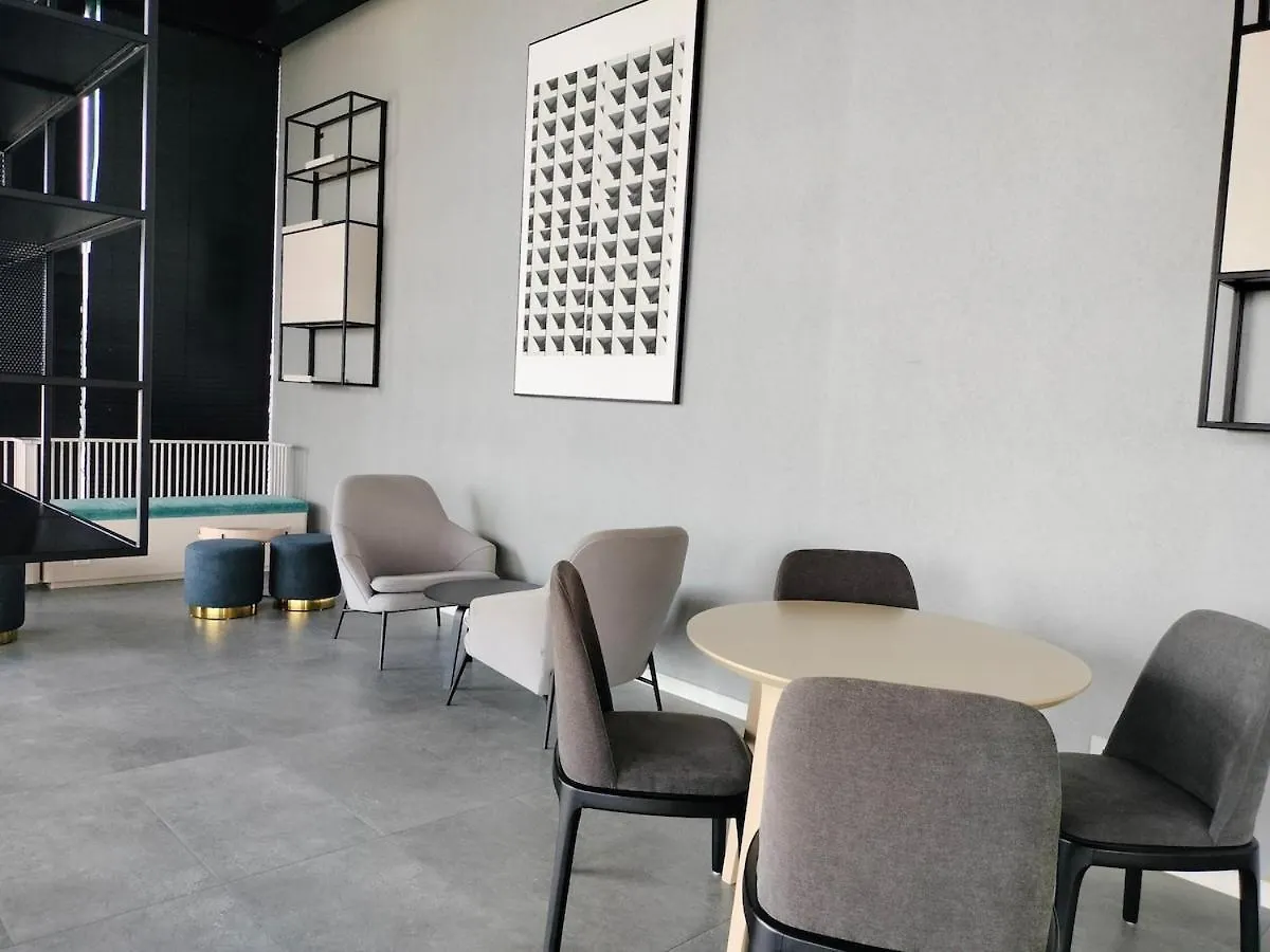 Continew Trx Corner With Dual Balconies & 2 Bedrooms Kuala Lumpur 0*,  Malaysia